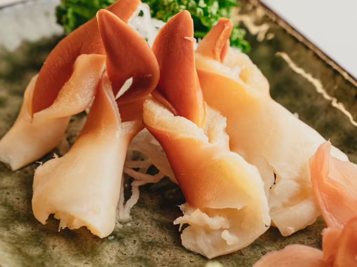 Hoki-Gai Sashimi