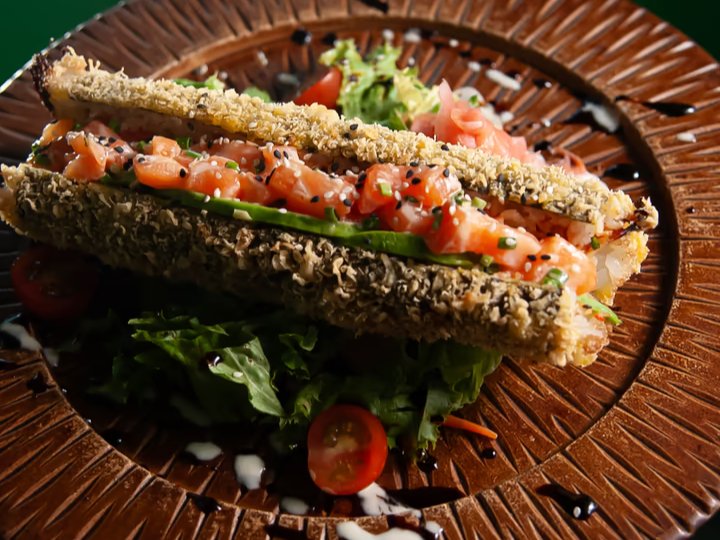 Salmon Baguette