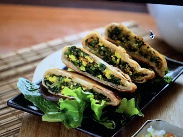 韭菜盒子 Green Chives Pancake