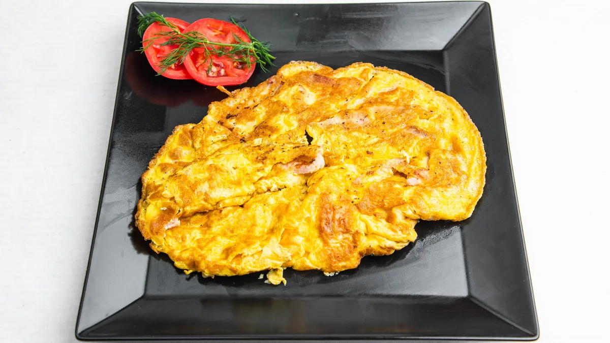 Omlet sa sirom