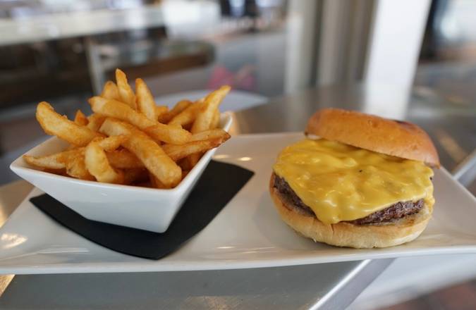 Kids Cheeseburger