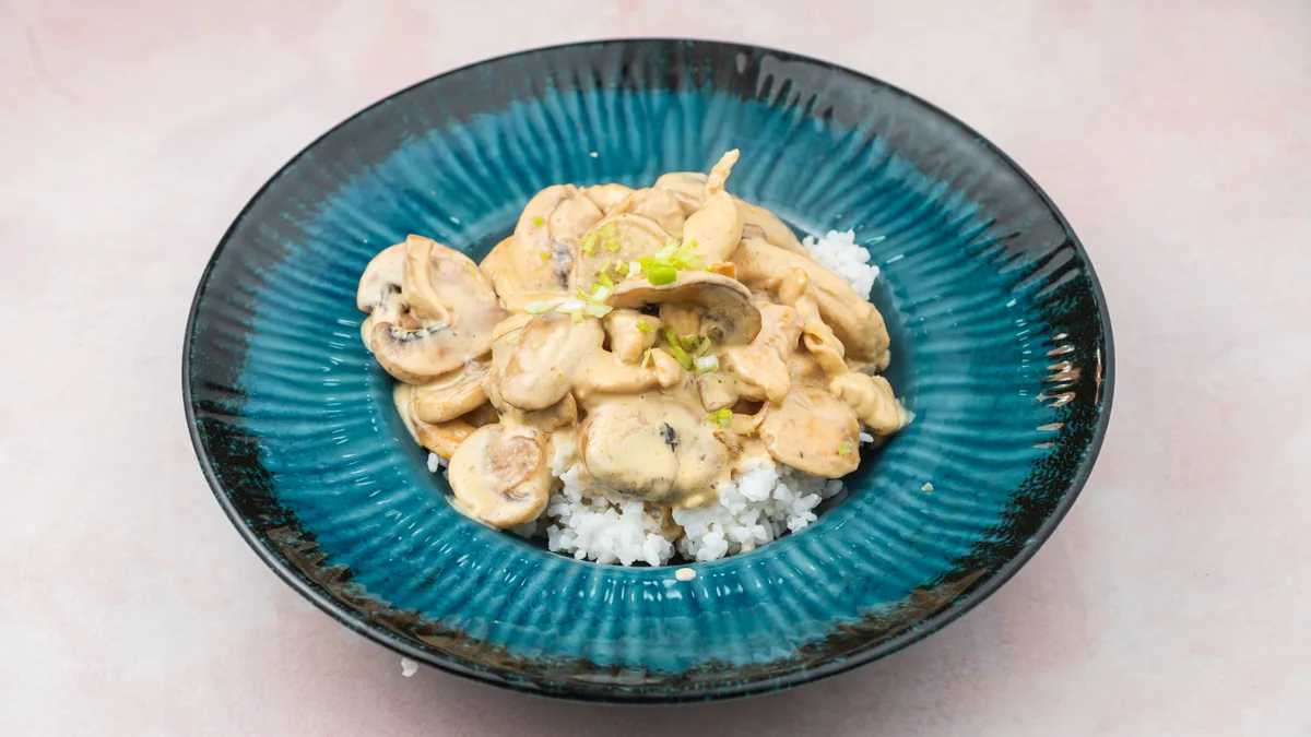 Donburi piletina