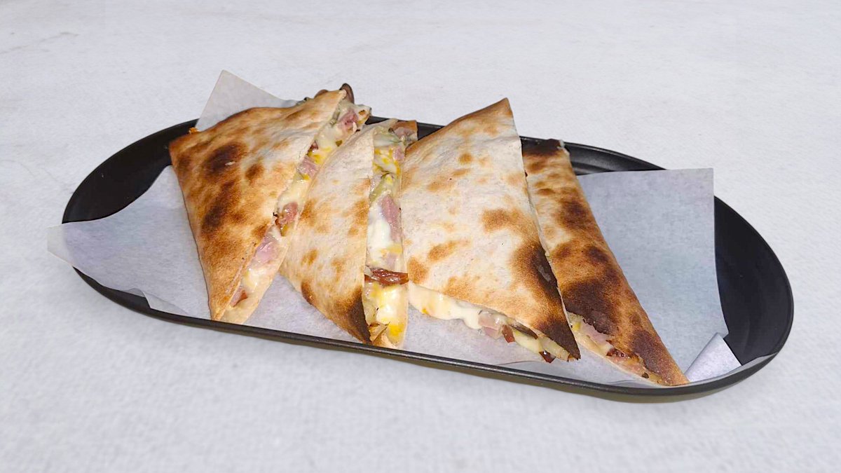 Csülkös quesadilla