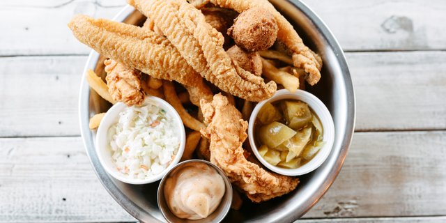 Catfish and Chicken Buffet