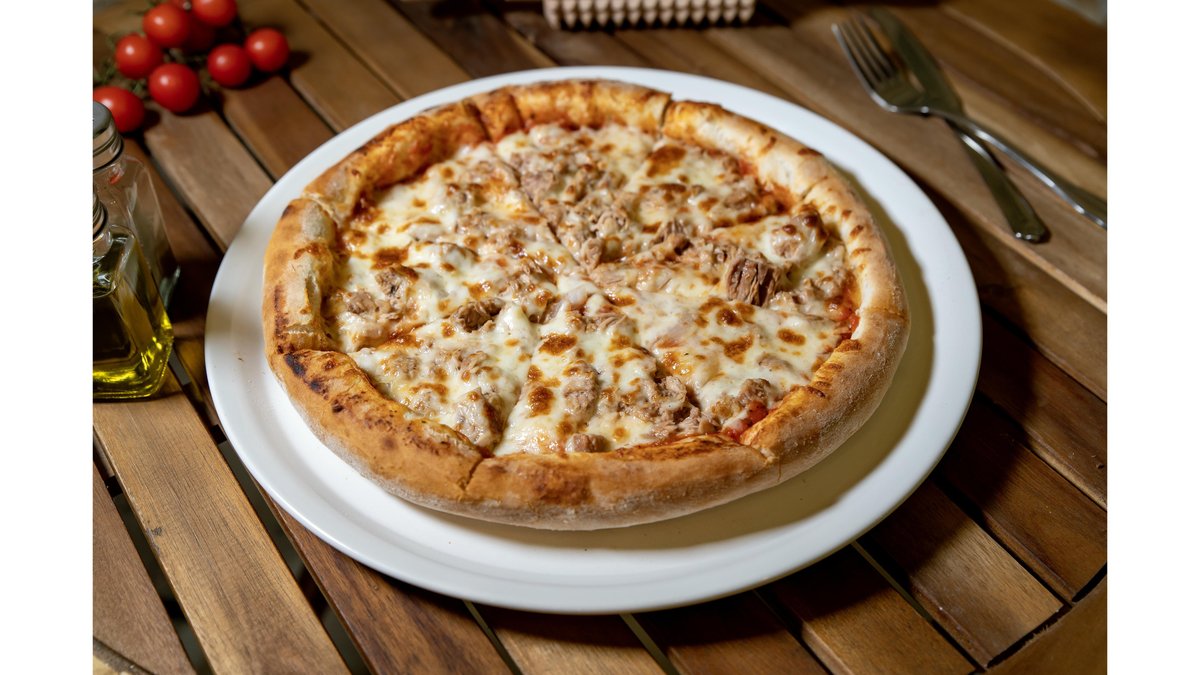 Pizza cu ton