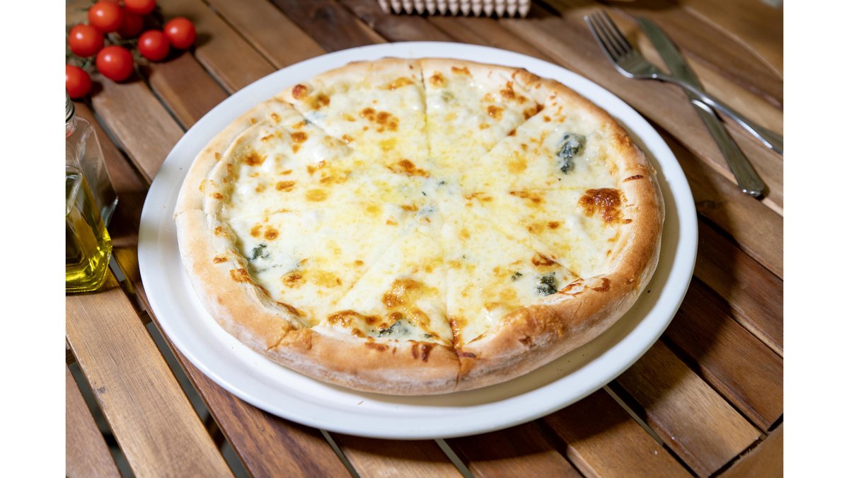 Pizza Quattro Formaggi