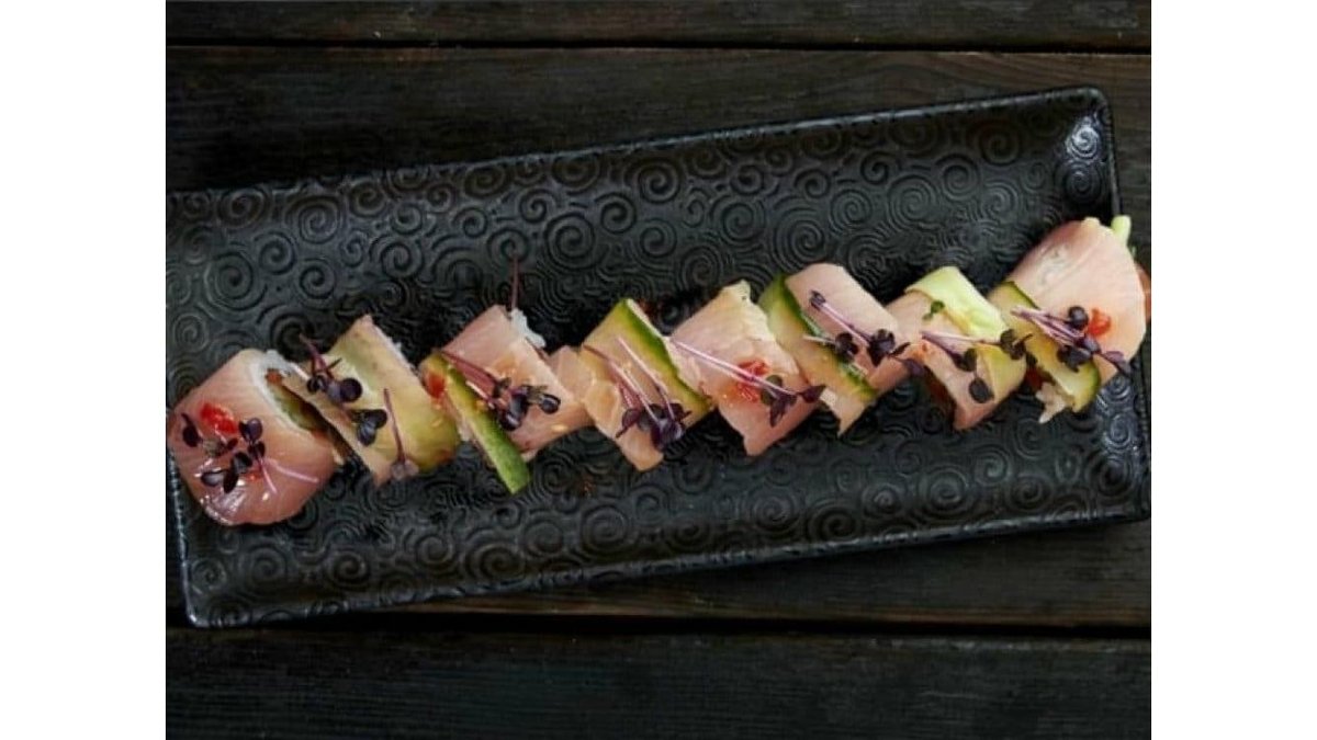 Suzuki delight roll