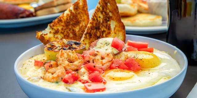 Shrimp and Grits Breakfast Box
