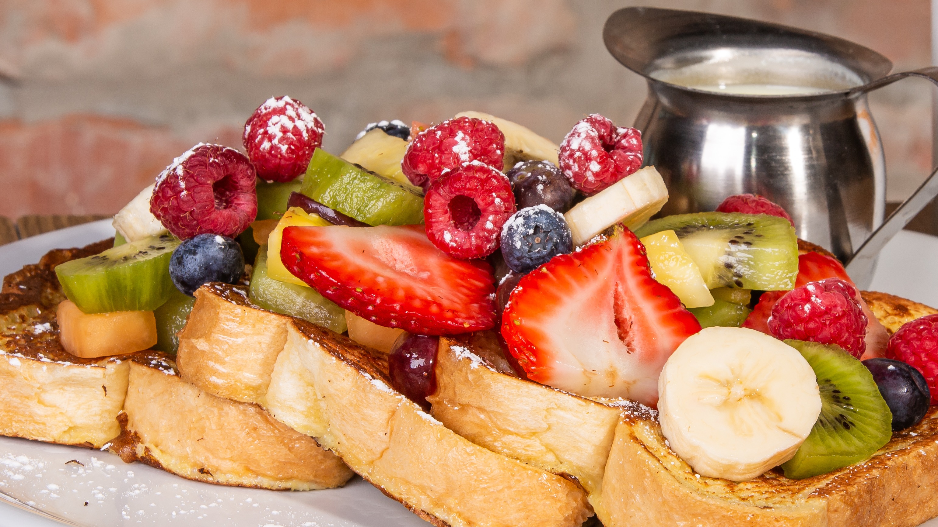 Pain doré fruits/ French Toast with mixed fruits