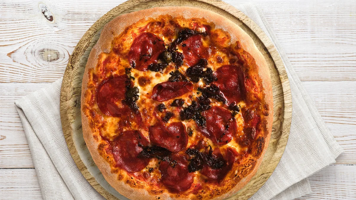Chorizo pizza