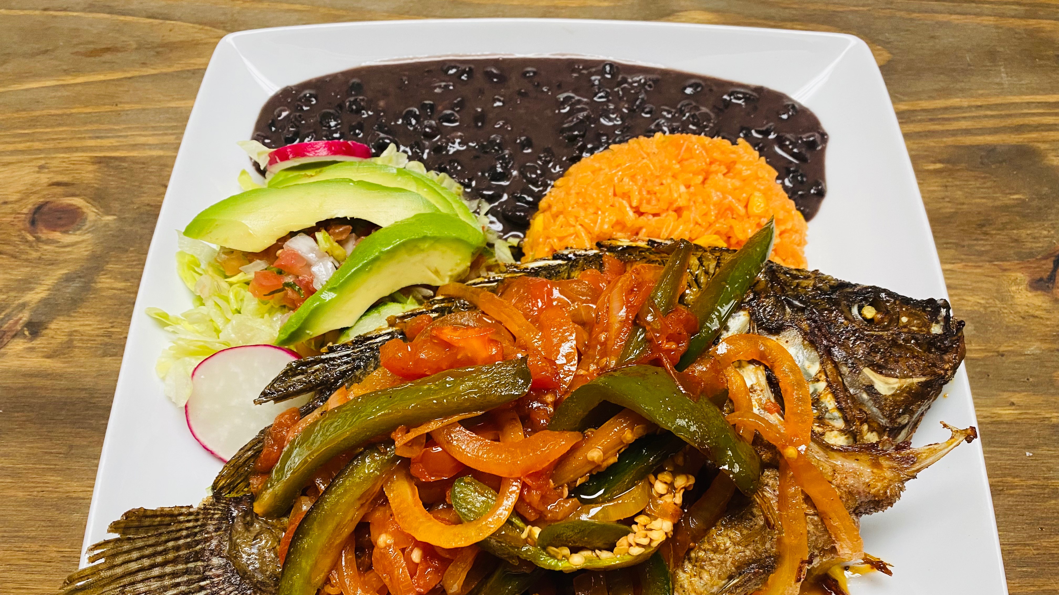 El Pescado (Fried Tilapia)