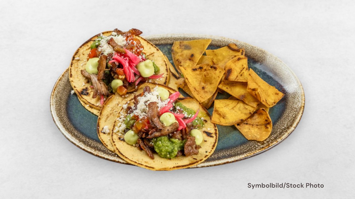 Taco Pollo Con Pollo