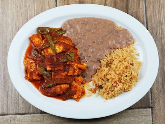 Huevos en Salsa con Nopales