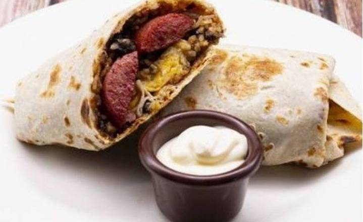 Burrito Desayuno con Salchichón