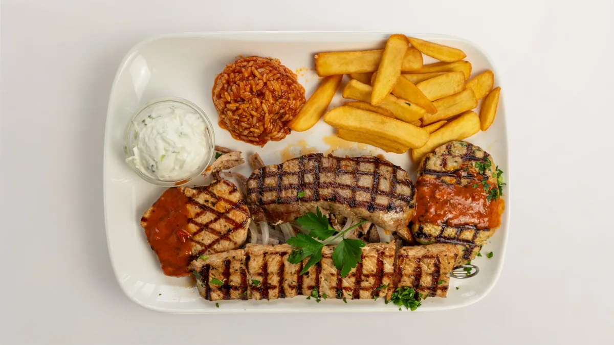 105. Grill-Spezial-Teller