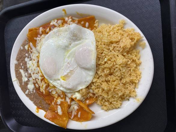 Chilaquiles Con Huevos