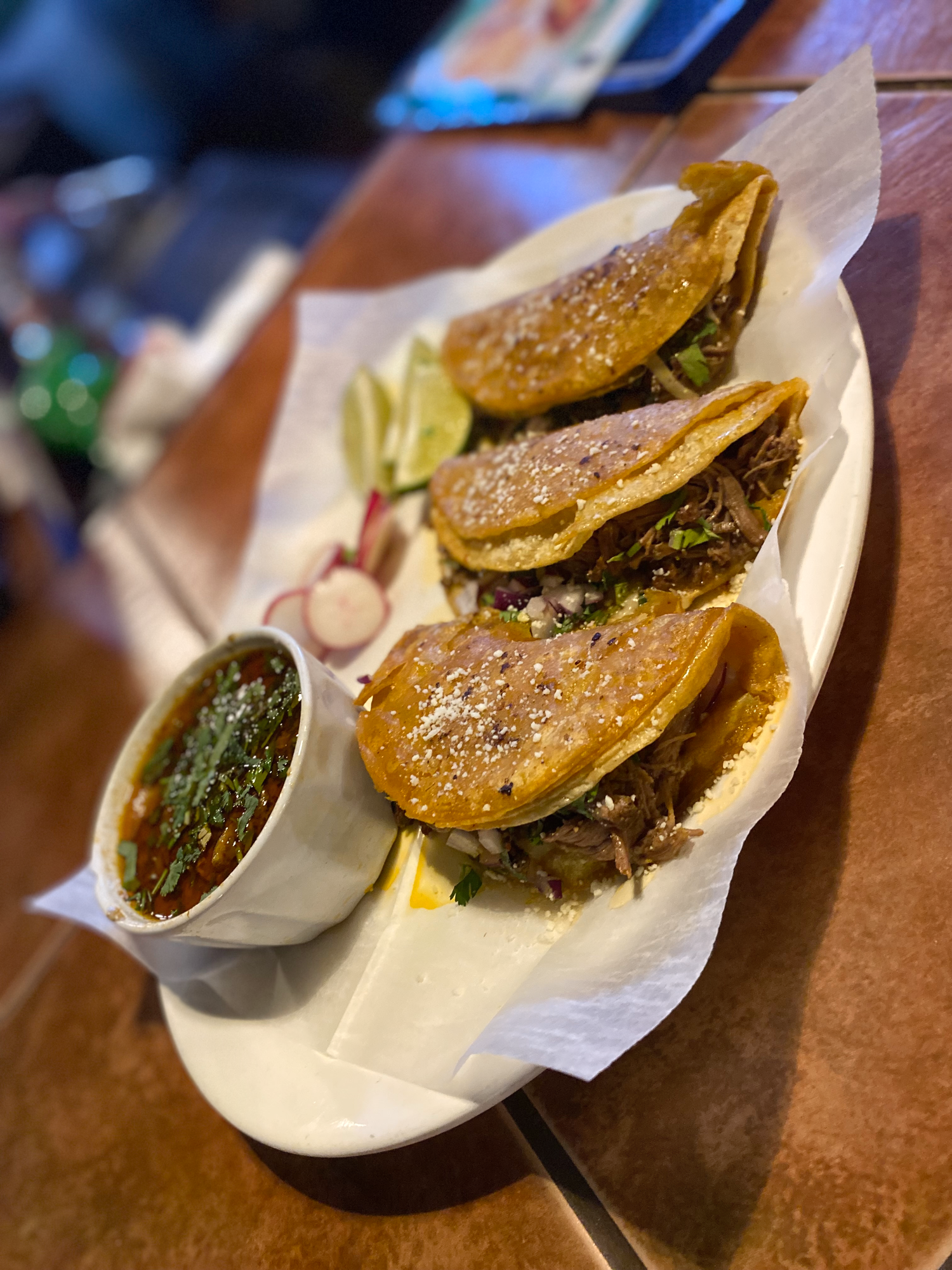 Tacos de birria (beef brisket)  new !
