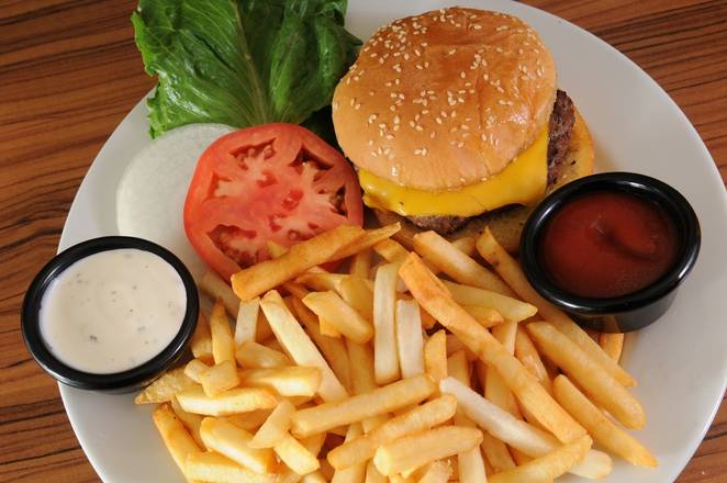 CHEESEBURGER *