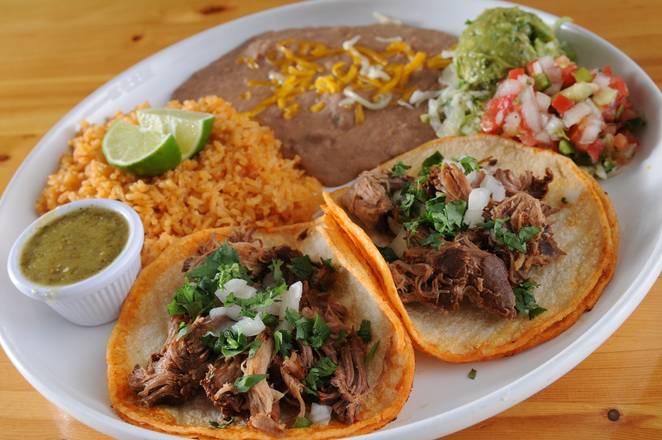 D - CARNITAS TACOS *