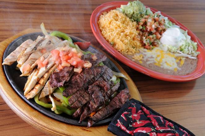 D - FAJITAS *