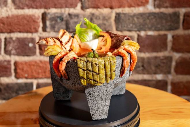D - MOLCAJETE TRIO *