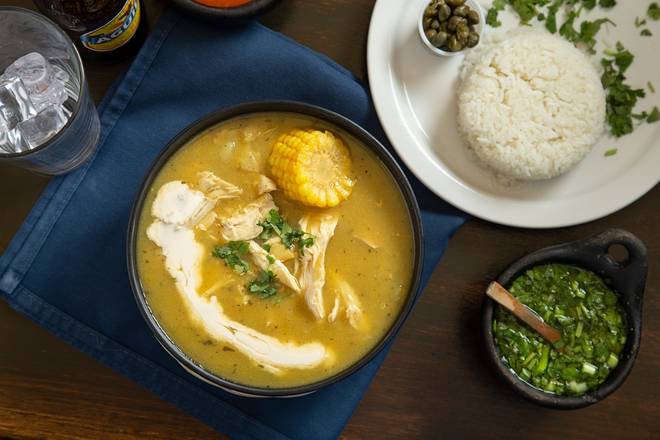 Ajiaco santafereno con arroz