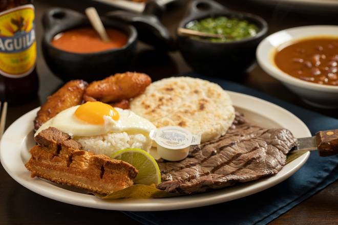 Bandeja  Paisa Asada