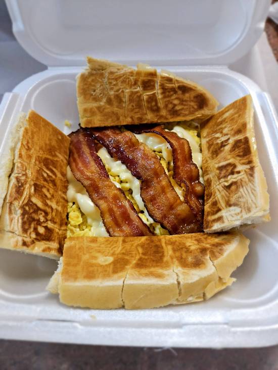 Revoltillo con todo mas bacon