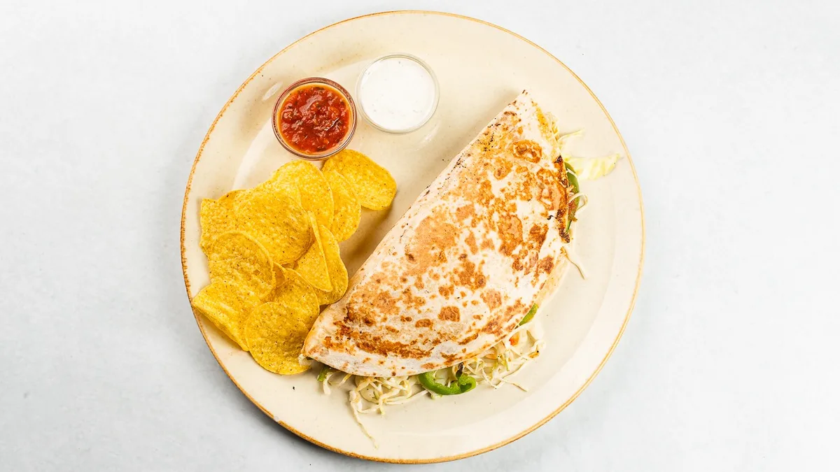 Quesada de Pollo