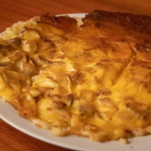 Tortila con Chicharrón