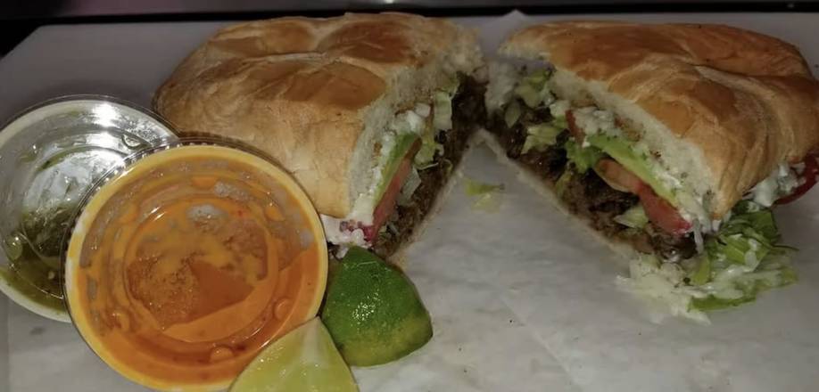 Chicken / Pollo Tortas