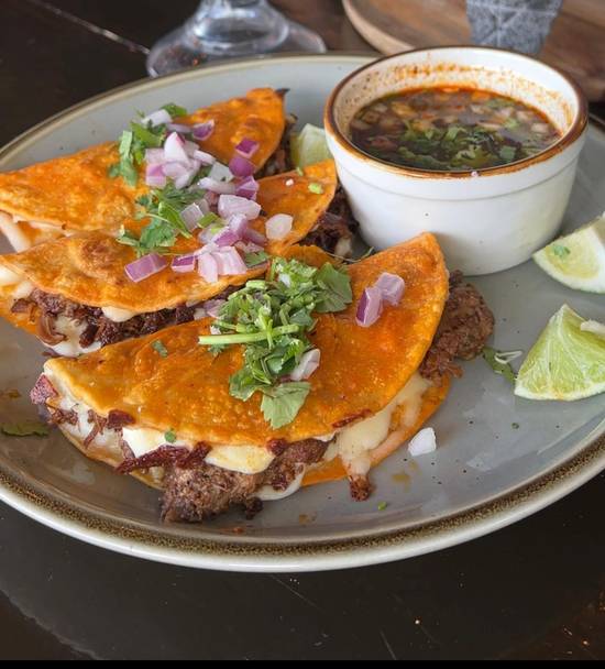 Birria Tacos (x3)