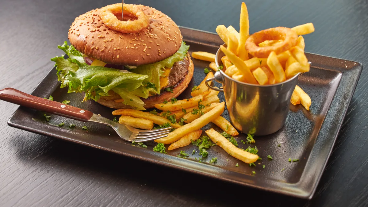 Roni's burger