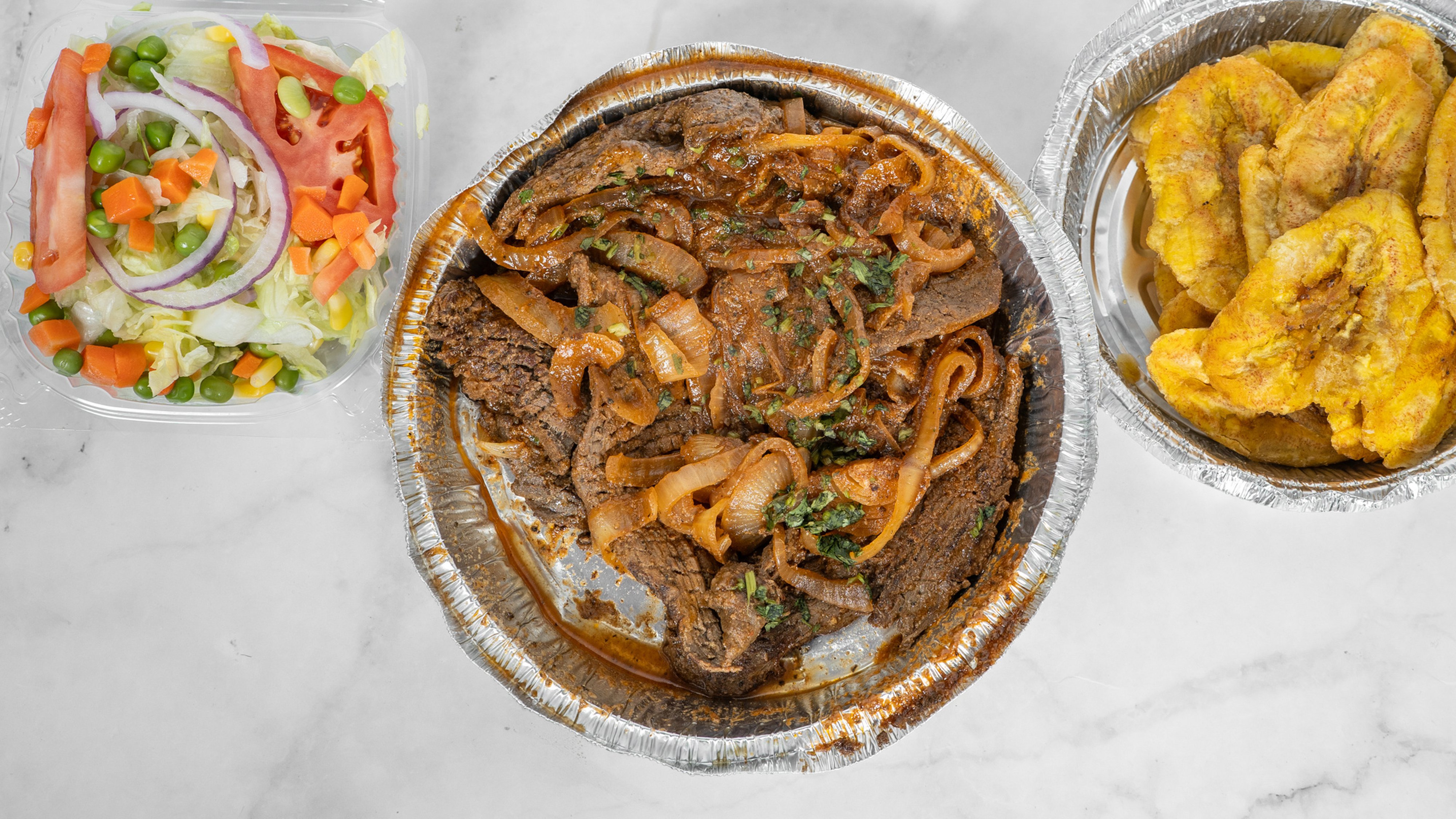 Bistec Encebollado / Steak in Onions