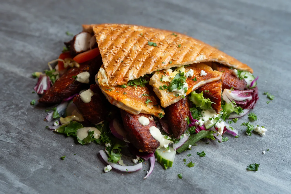 Chevre-Kanafilee Pita-ateria