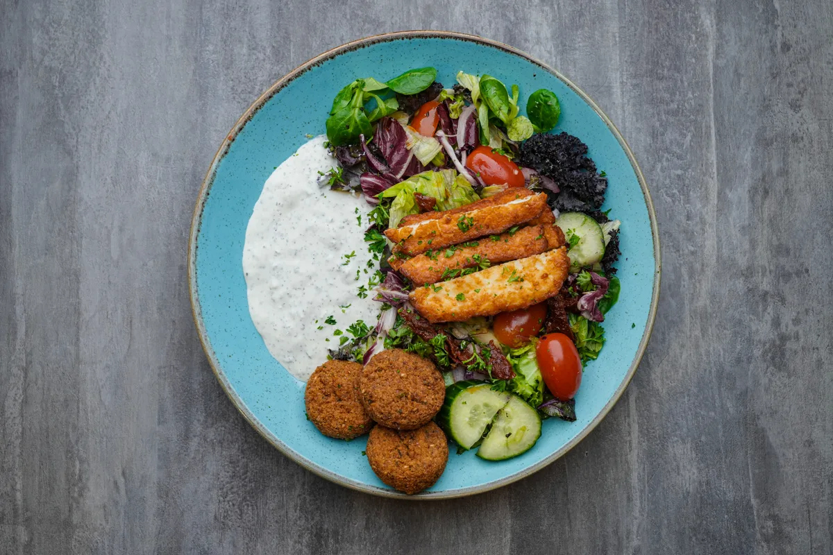 Halloumi bowl
