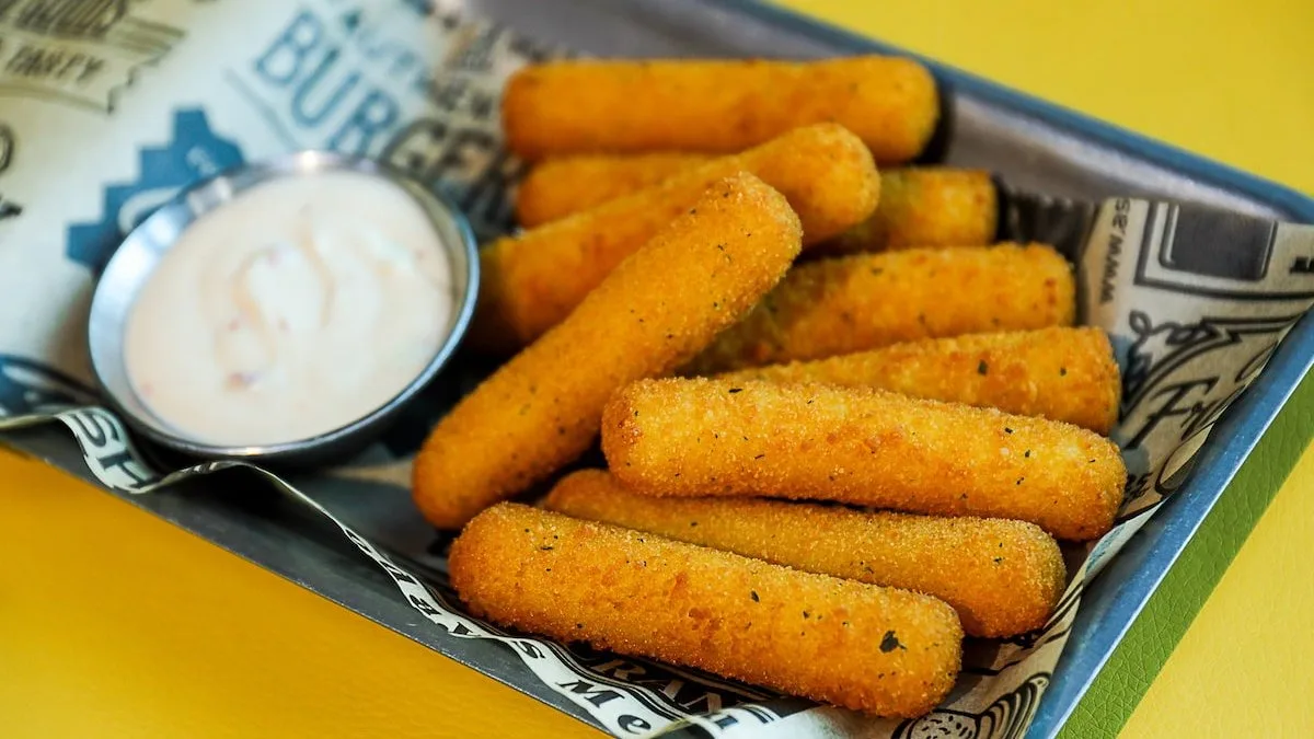 Mozzarellapulgad dipikastmega