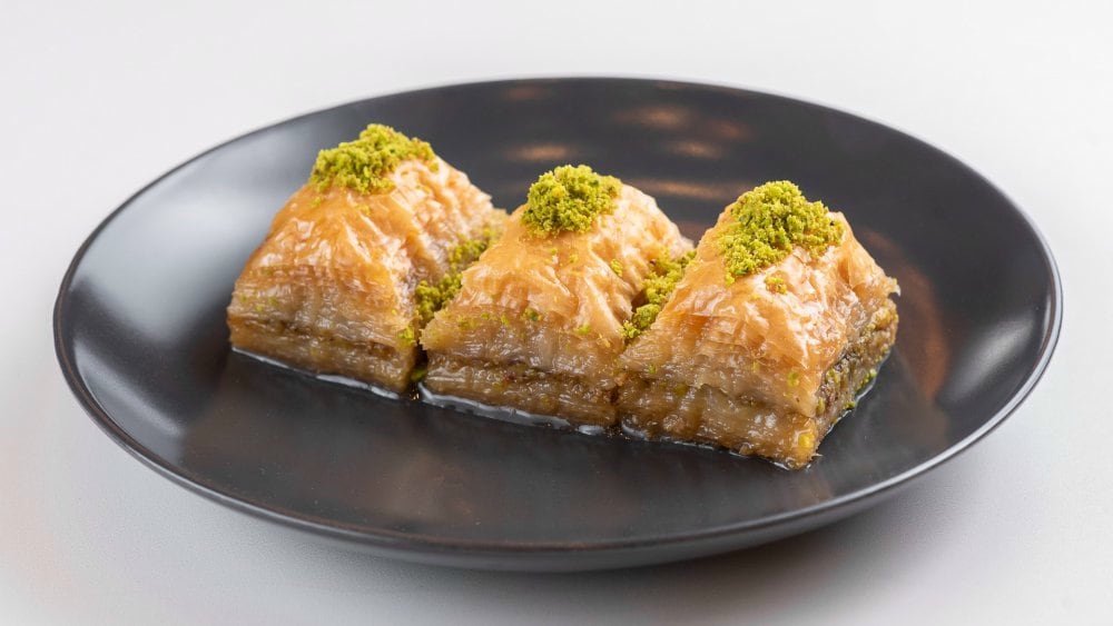 Baklava emre clasi̇ca cu fi̇sti̇c