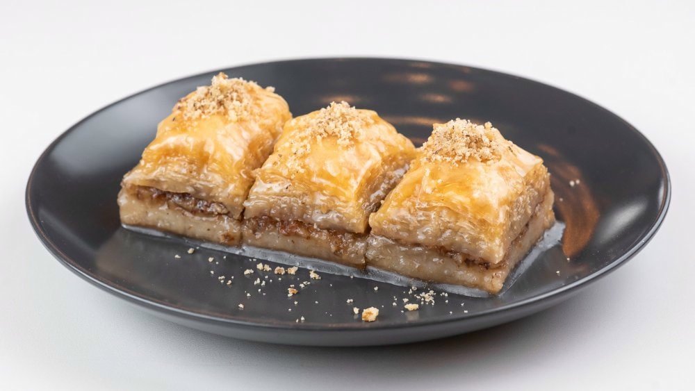 Baklava emre clasi̇ca cu nuca