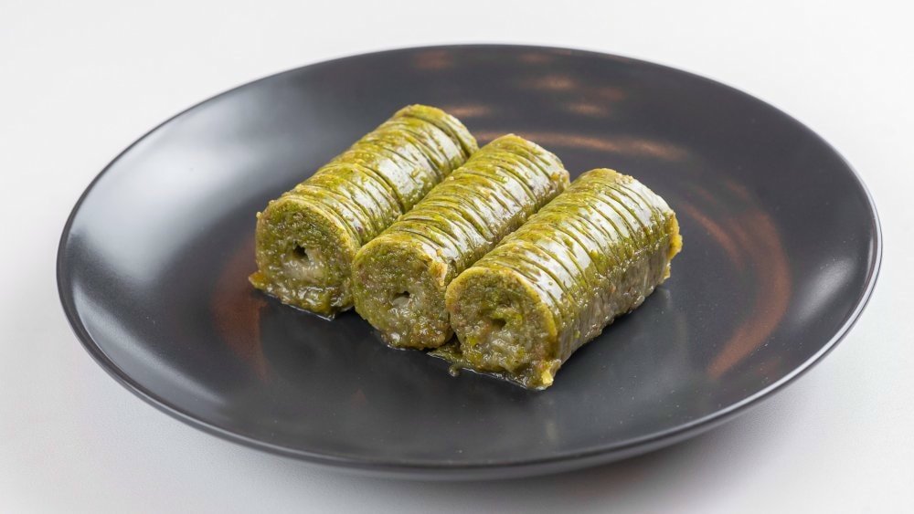 Baklava emre fi̇sti̇c sarma