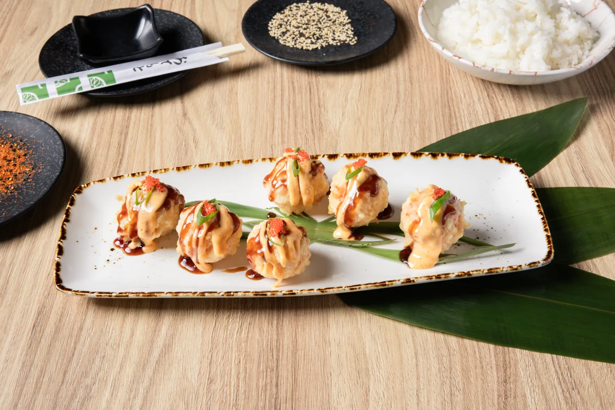 Crispy ball rolls
