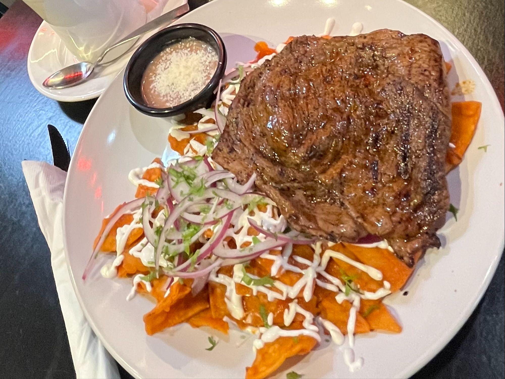 Chilaquiles con Carne (with steak)