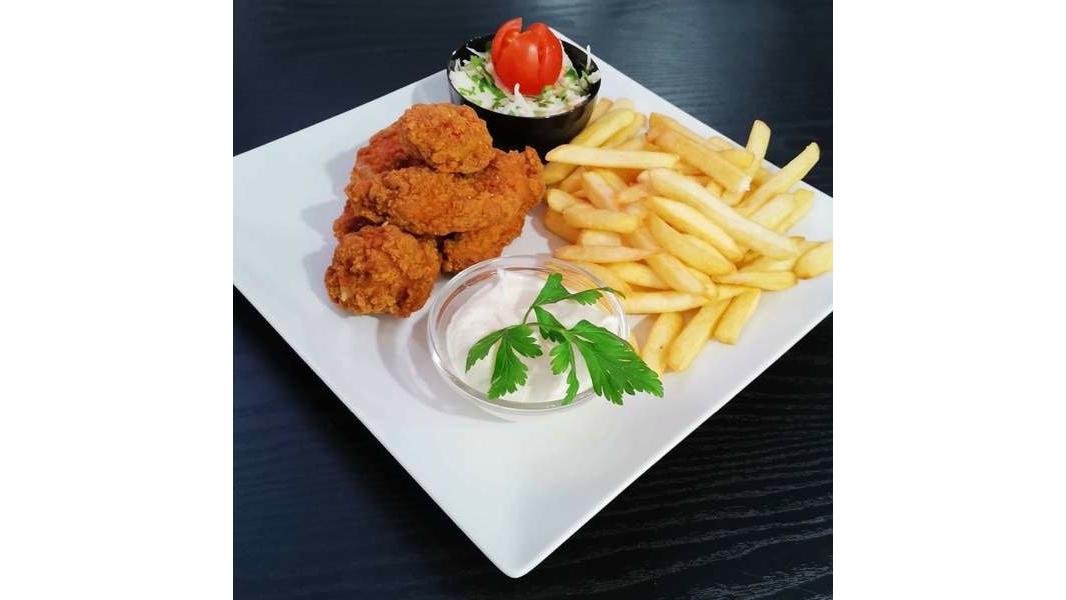 Meniu aripioare în crustă picantă