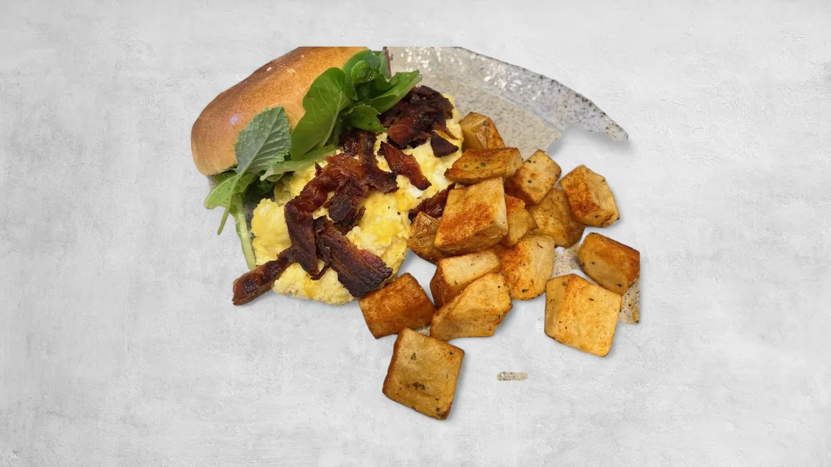 Breakfast brioche with omelet