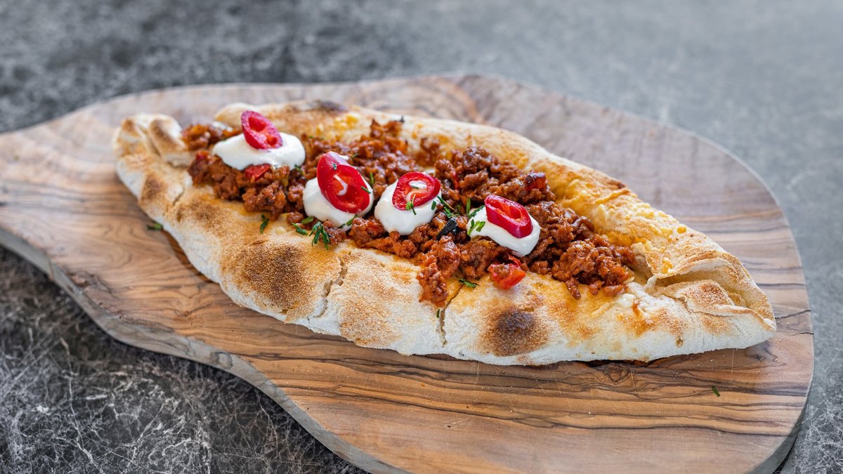 Vegan Lahmatzoun