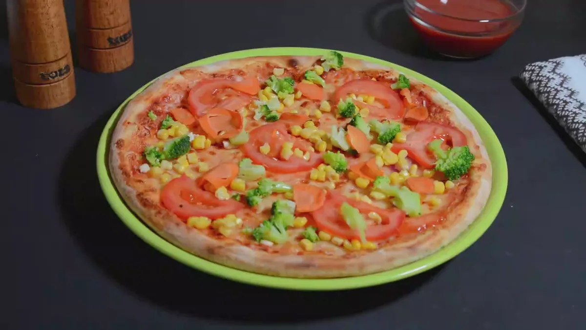 Pizza Vegetariană 990 gr*