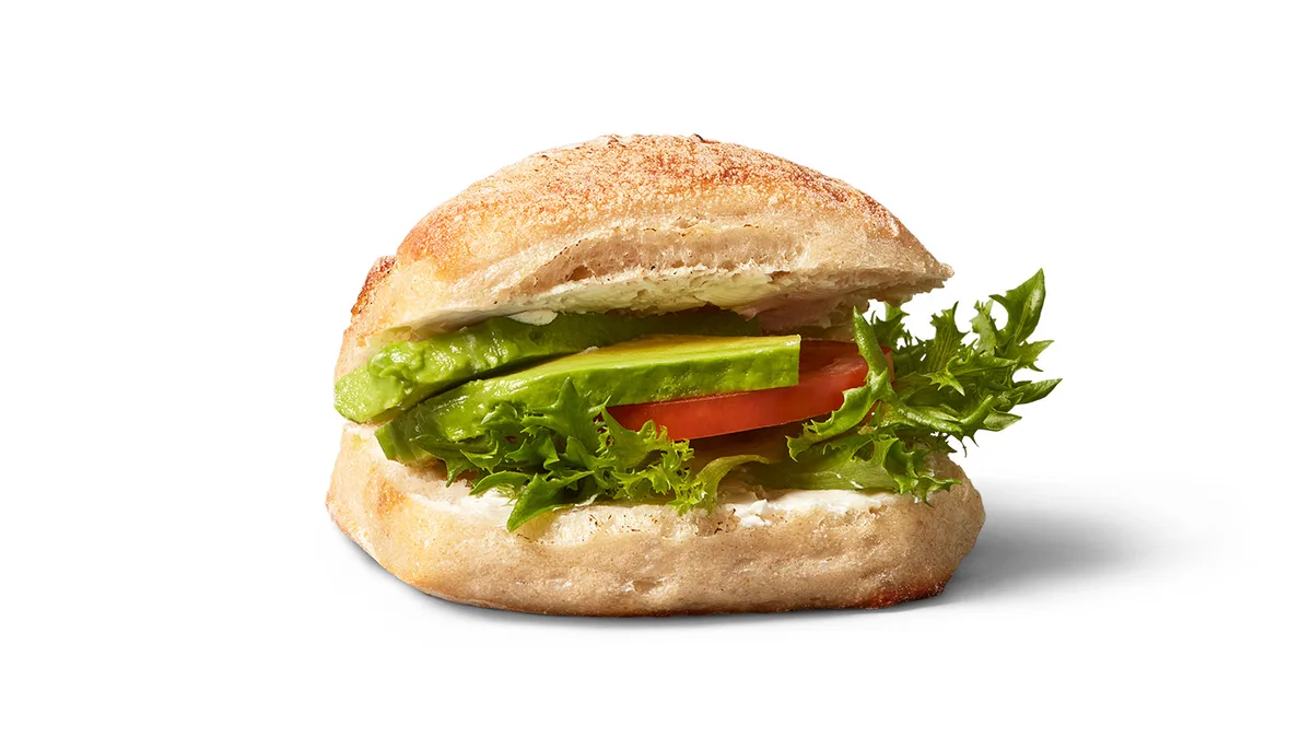 Surdeigsrundstykke Tomat and Avokado
