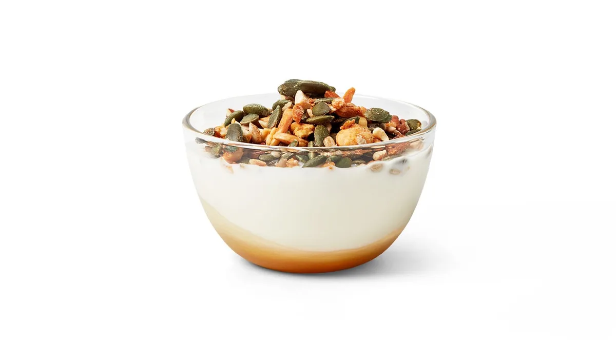 Skyr med agave og müsli