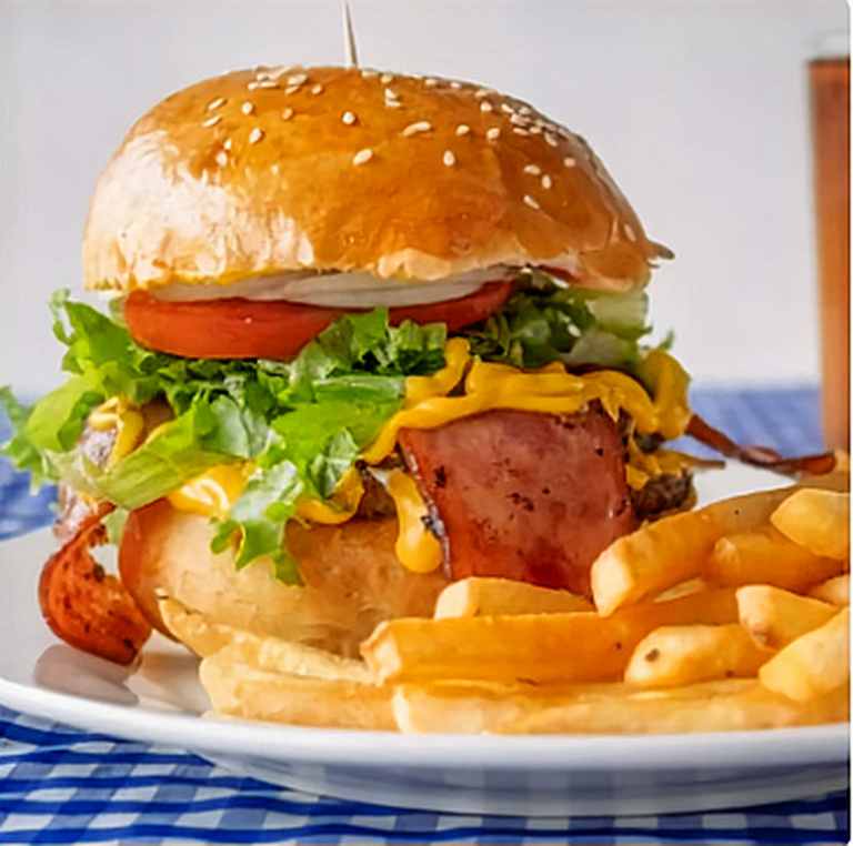 Hamburguesa Triple Torta
