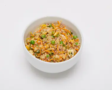 Salada de Quinoa com Queijo Minas